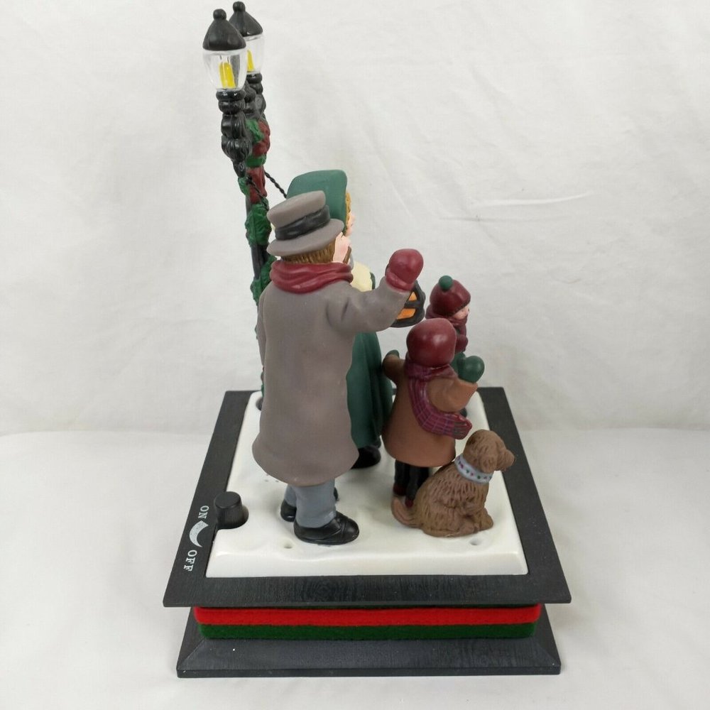 Vintage Christmas Lighted Carolers Musical Holiday Scene Figure 11" - Picture 4 of 9